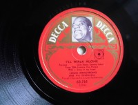 Jazz - Louis 'Satchmo' Armstrong: "I'll Walk Alone"