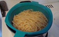 Pasta nach Anweisung kochen